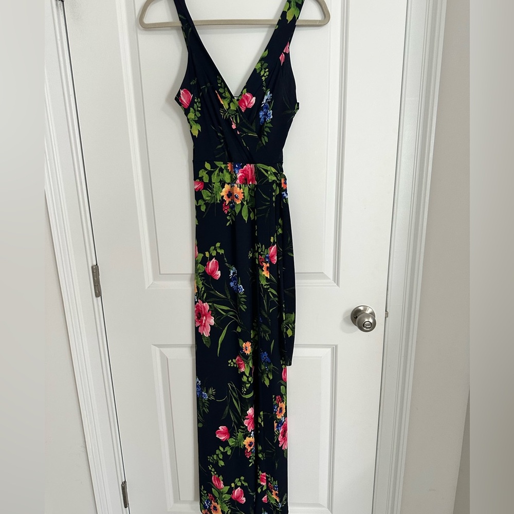 ❤️❤️ 4 for 25$ ❤️❤️ Le Lis-Gorgeous long Floral Wrap Dress.  Size Medium